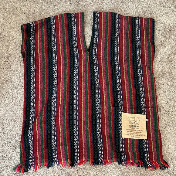 Artisan Poncho - Picture 1 of 4